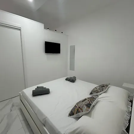 Olivella House Неаполь